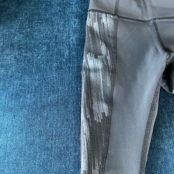 Lululemon Tight Stuff II Tight 25" Formation Alpine White Black - Picture 3 of 11